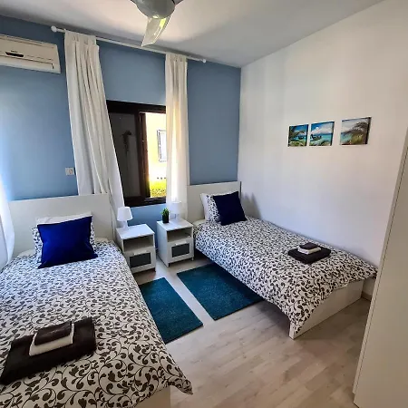 The Perfect Vacation Place * Пафос